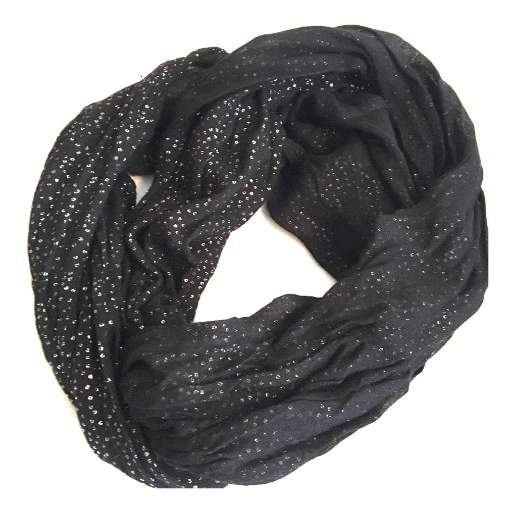 Infinity scarf